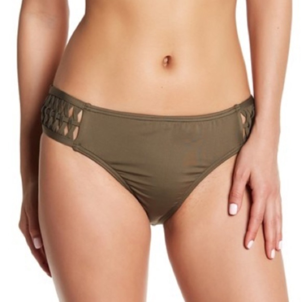 New Kenneth Cole swim bottom